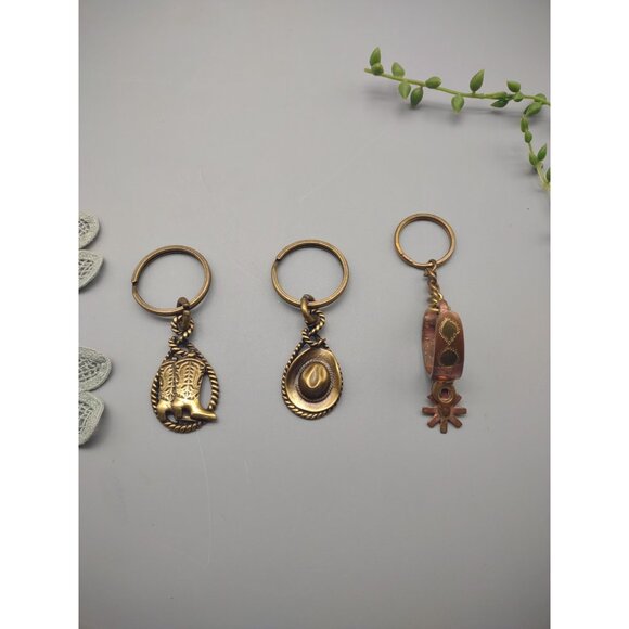 Vintage Lot of 3 Metal Western Cowboy Hat Lasso Boot Stirrup Spur Keychains - Picture 11 of 13